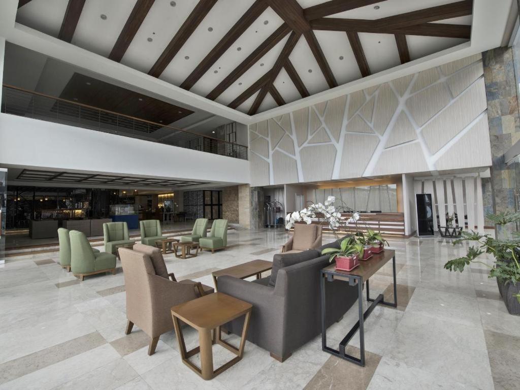 Newtown Plaza Hotel Baguio City Zewnętrze zdjęcie