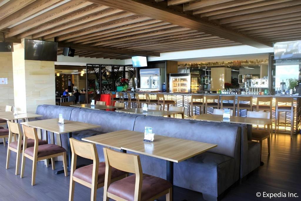Newtown Plaza Hotel Baguio City Zewnętrze zdjęcie